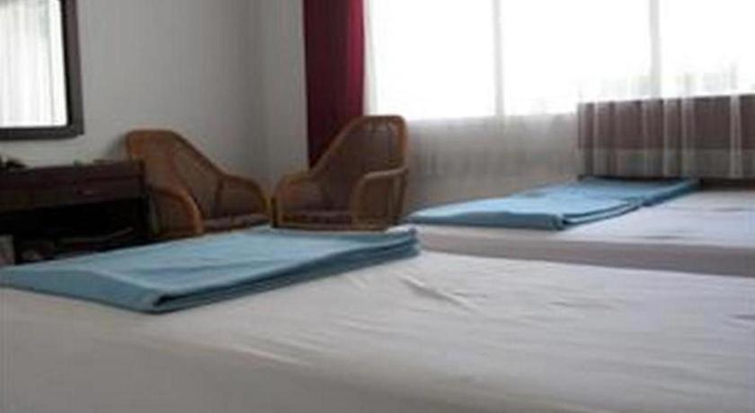 Hotel Tosari Malang Extérieur photo