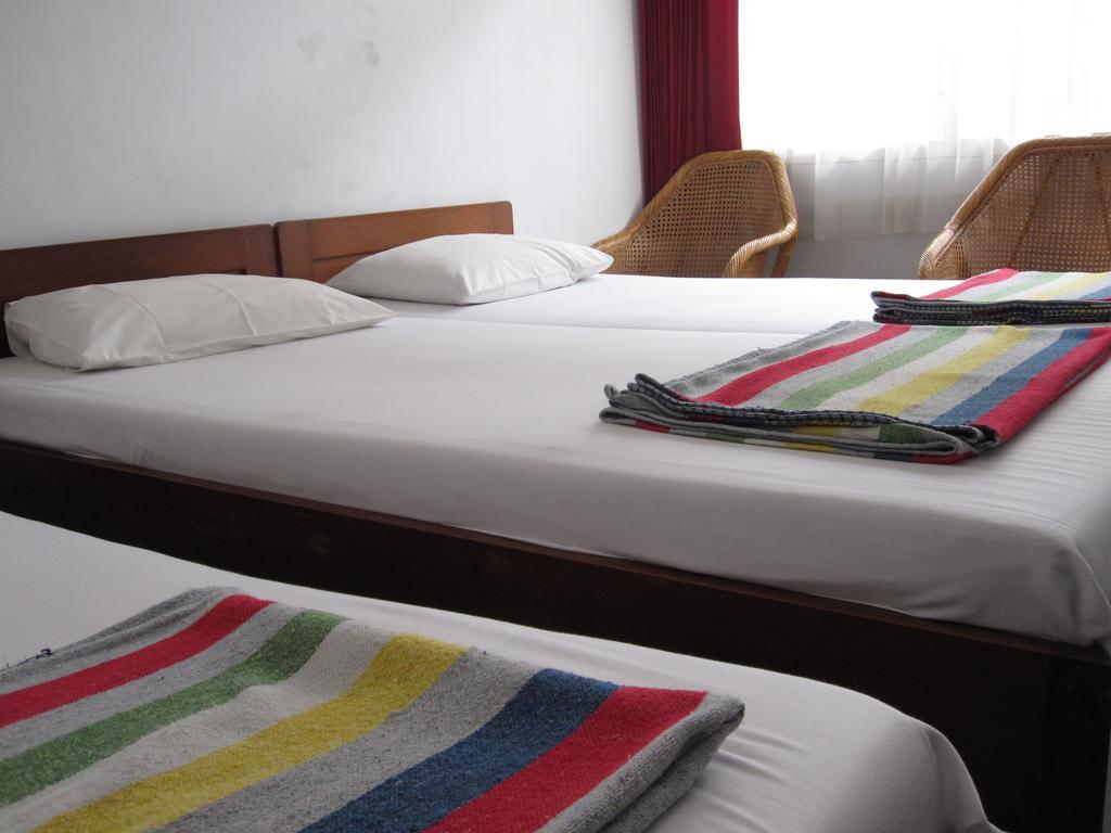 Hotel Tosari Malang Chambre photo